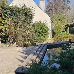 Hébergement de vacances Grande Maison Dans Le Bourg De + Jardin